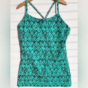 IVIVVA by LULULEMON girls size 14 Tumbling tank